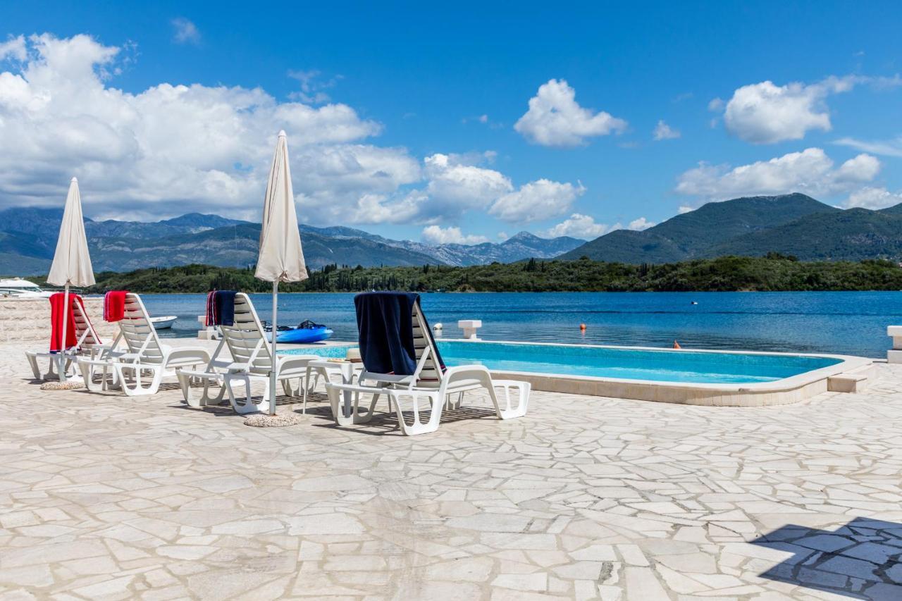 Apartments Tamaris Τίβατ Εξωτερικό φωτογραφία