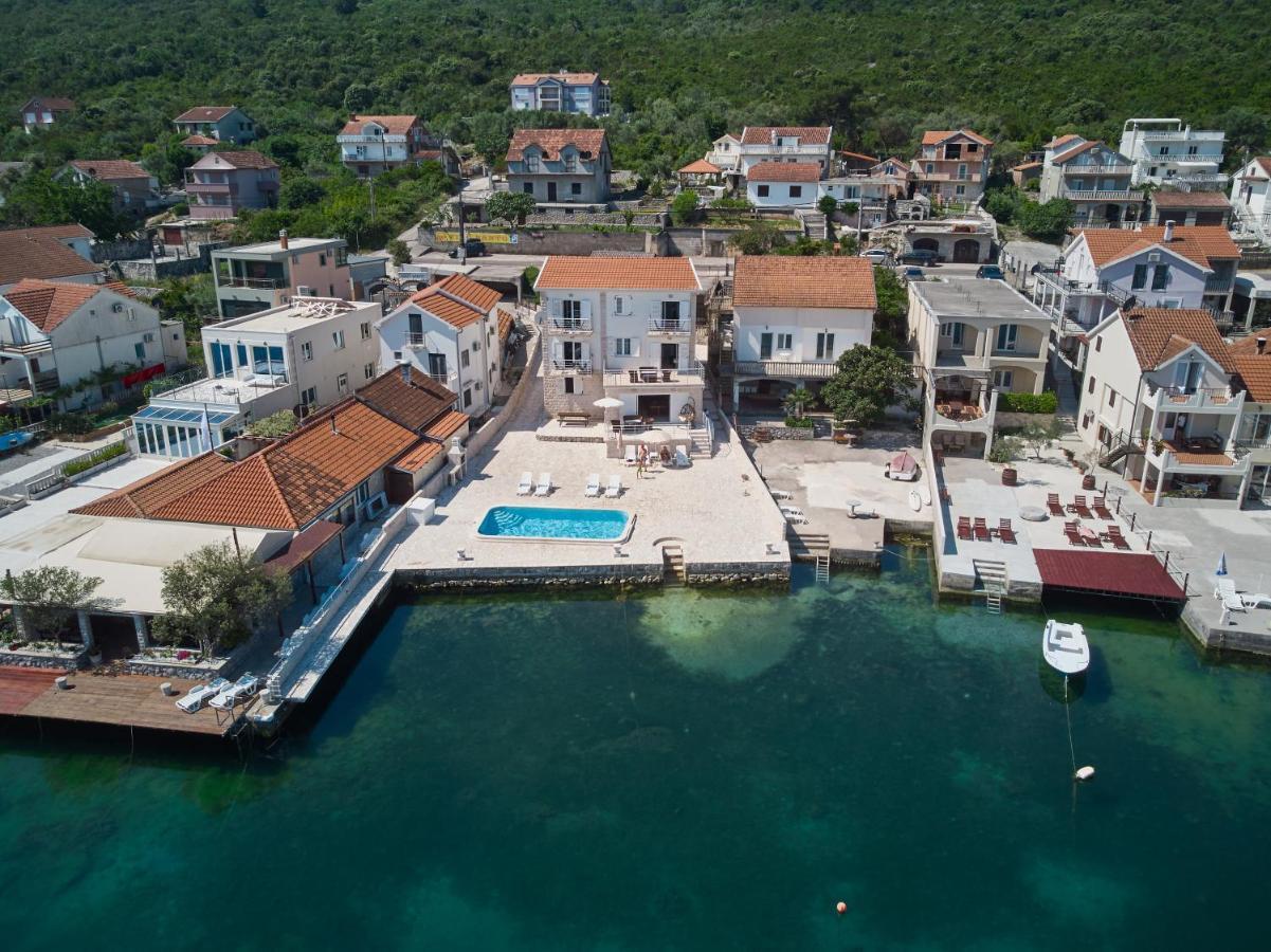 Apartments Tamaris Τίβατ Εξωτερικό φωτογραφία